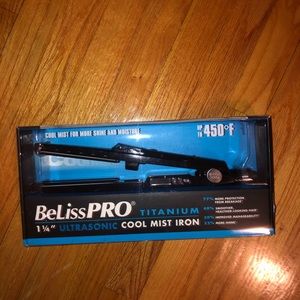 BeLiss PRO hair straightener NWT IN BOX 1 1/4 inch